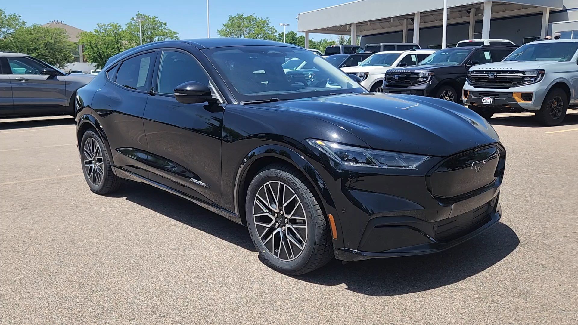 Certified 2024 Ford Mustang Mach-E Premium AWD/4WD image 8