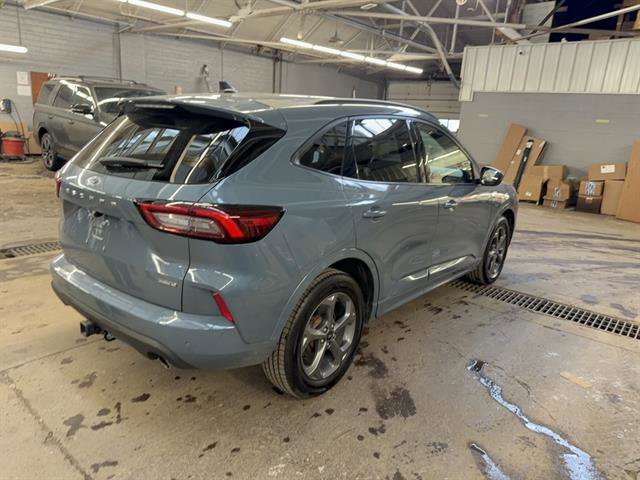 Certified 2023 Ford Escape ST-Line Select w/ Tech Pack #1 image 5