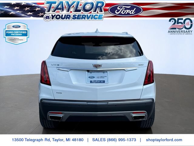 Used 2024 Cadillac XT5 Premium Luxury w/ LPO, Floor Liner Package AWD/4WD image 5