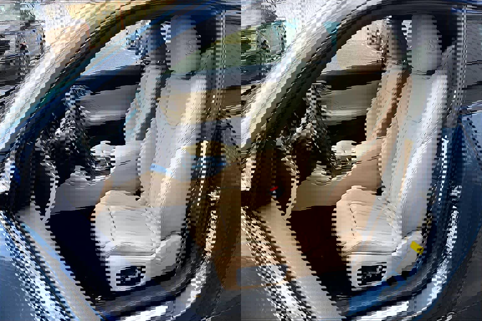 Used 2021 BMW 430i Coupe w/ Convenience Package image 14