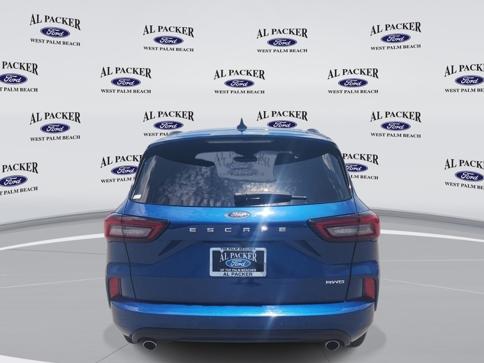 Certified 2023 Ford Escape ST-Line w/ Tech Pack #1 AWD/4WD image 4