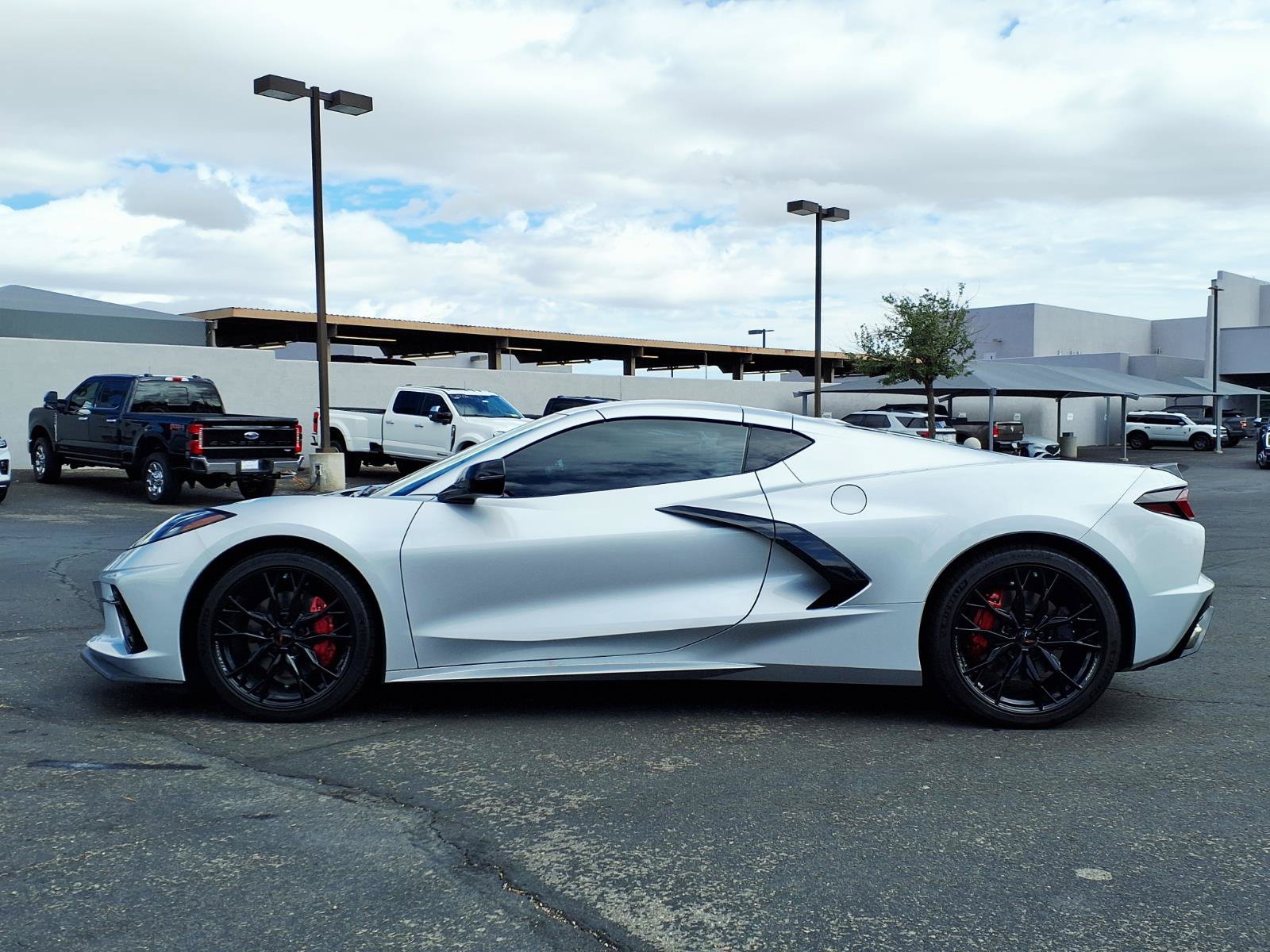 Used 2026 Chevrolet Corvette Stingray Coupe w/ 1LT RWD image 2