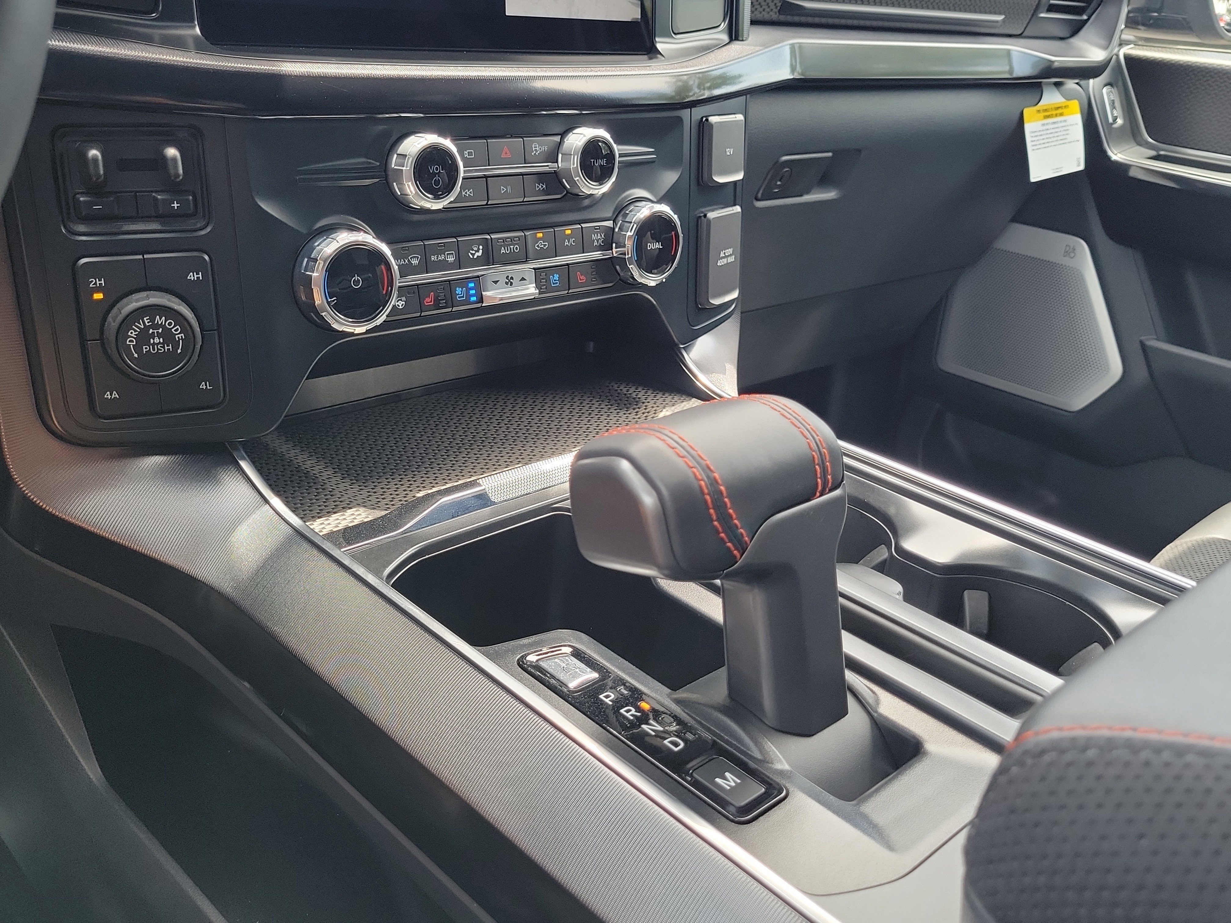 Certified 2025 Ford F150 Raptor w/ Equipment Group 803A Raptor R AWD/4WD image 29