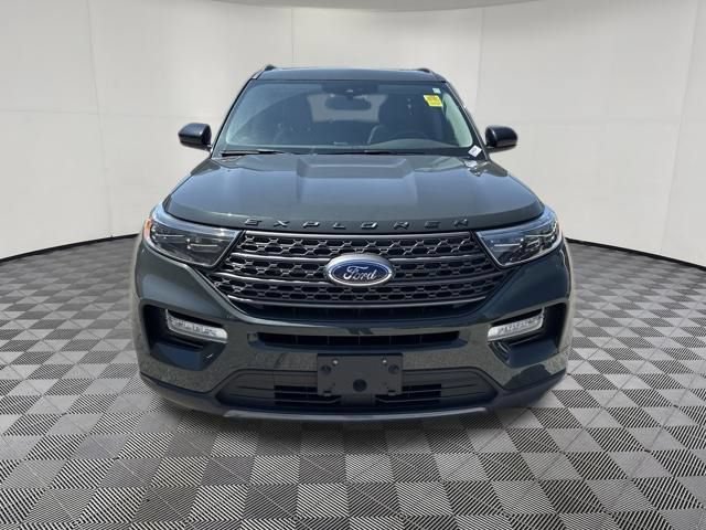 Certified 2024 Ford Explorer XLT w/ Equipment Group 202A AWD/4WD image 14
