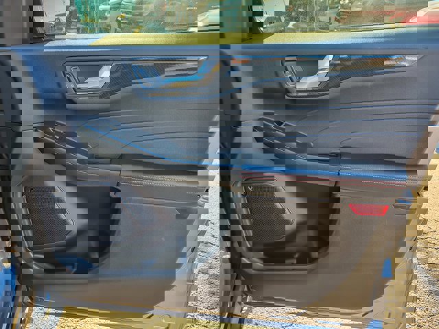 Certified 2024 Ford Escape ST-Line Elite w/ Premium Technology Package image 24