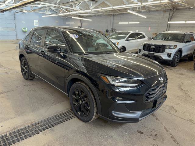 Used 2023 Honda HR-V Sport image 5