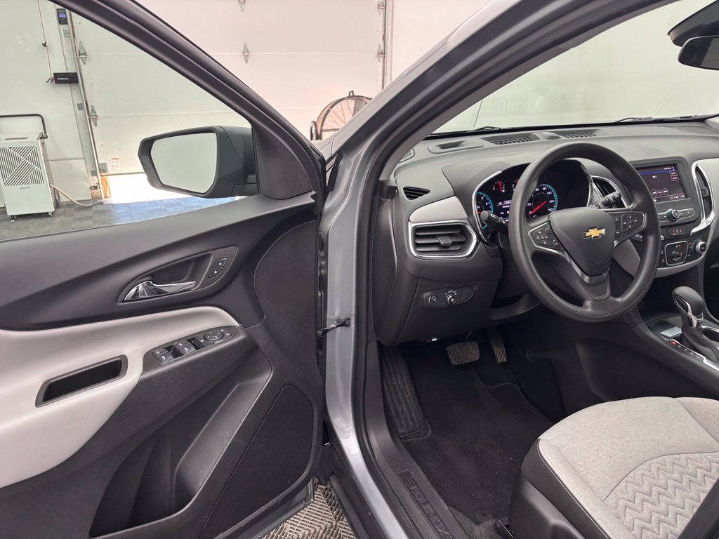 Used 2024 Chevrolet Equinox LS FWD image 14