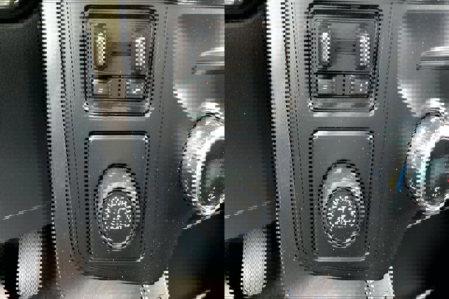 Certified 2021 Ford F150 XLT w/ Equipment Group 302A High image 31