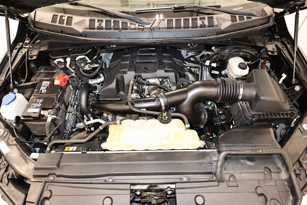 Certified 2018 Ford F150 XLT w/ Equipment Group 302A Luxury image 40