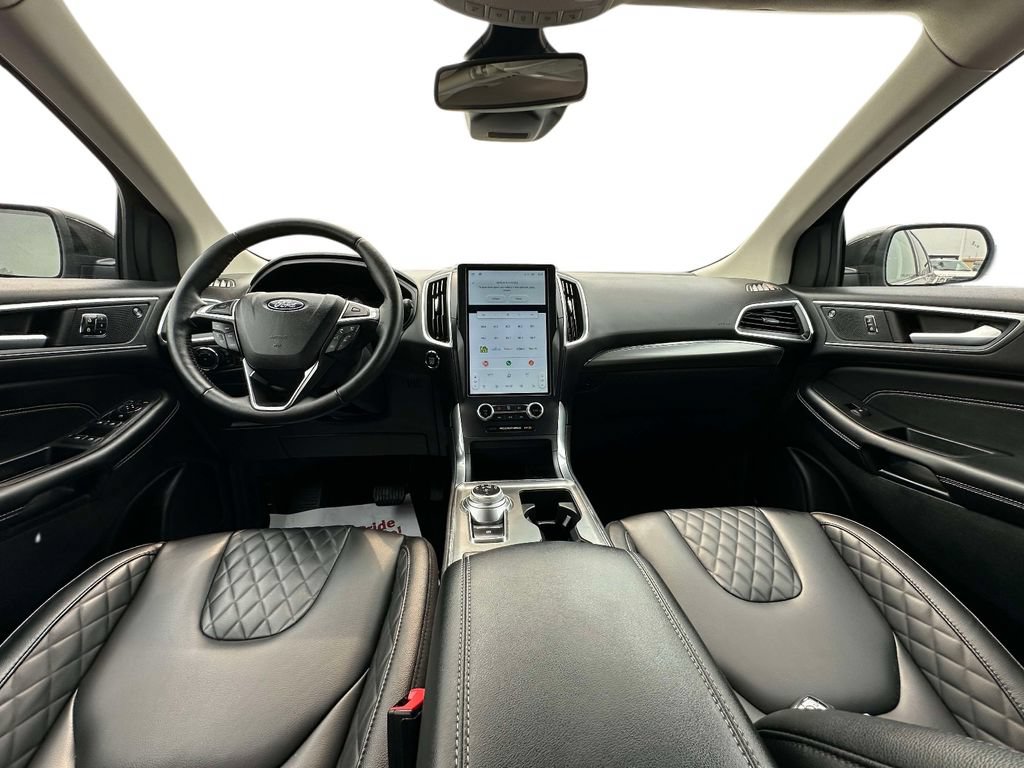 Certified 2024 Ford Edge Titanium AWD/4WD image 13