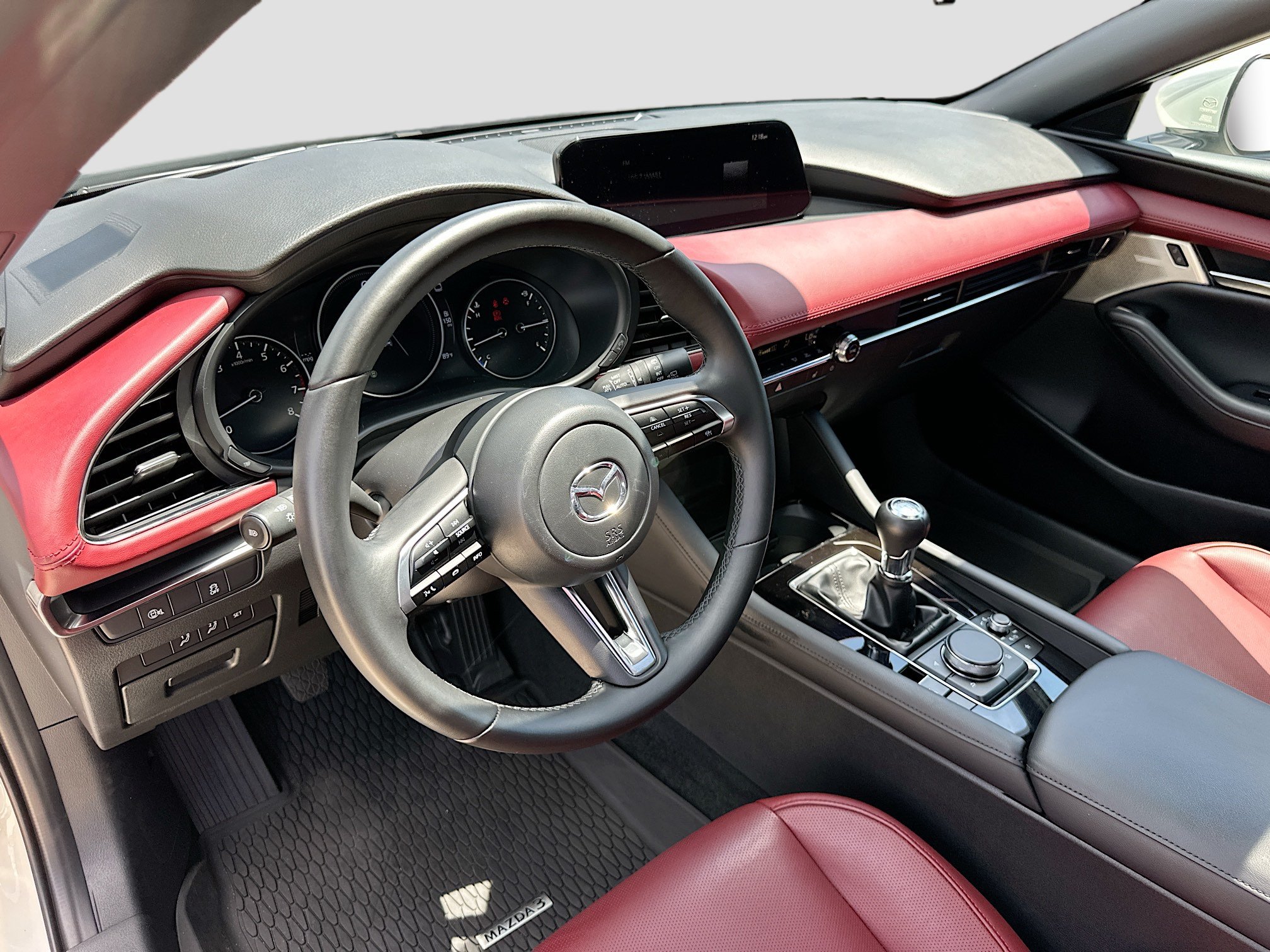 Used 2024 MAZDA MAZDA3 s FWD image 9