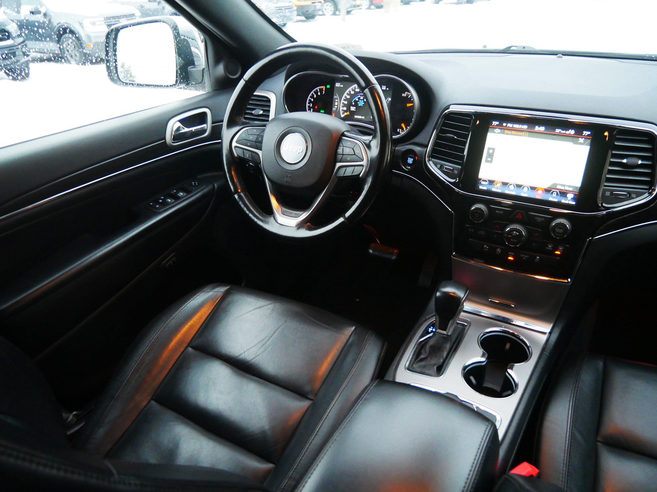 Used 2021 Jeep Grand Cherokee Limited w/ Trailer Tow Group IV image 9