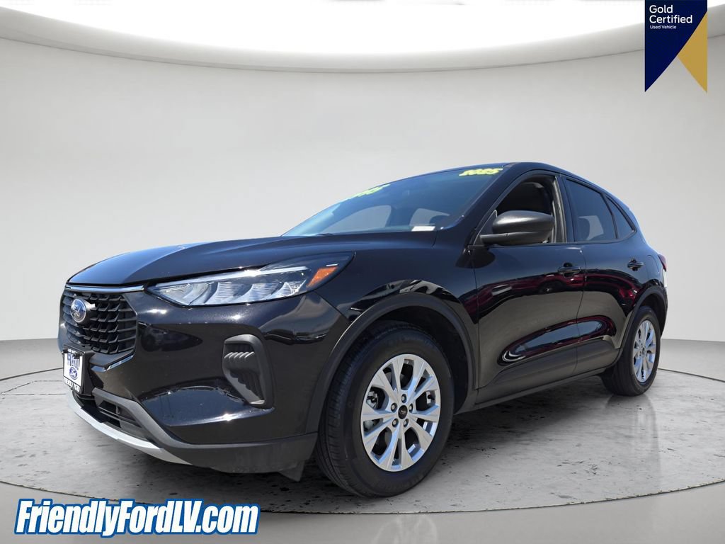 Certified 2025 Ford Escape Active FWD image 2