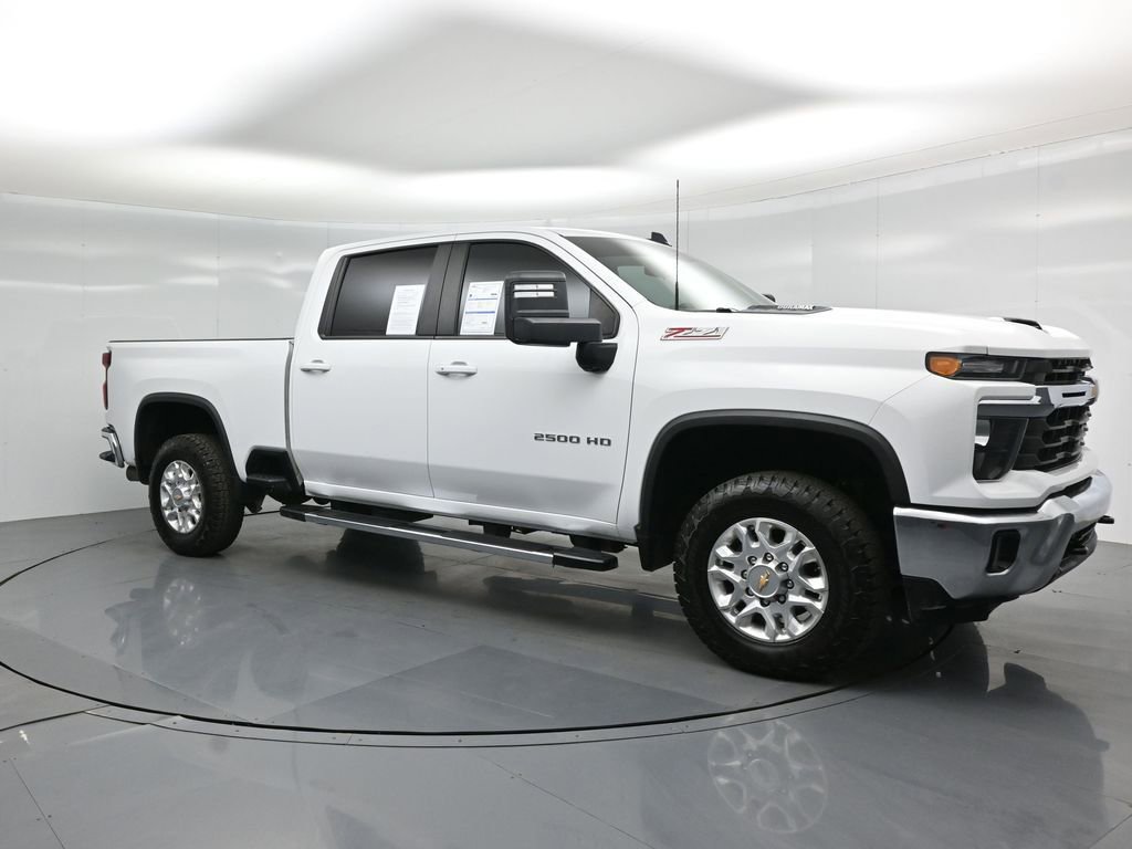 Used 2024 Chevrolet Silverado 2500 LT image 20