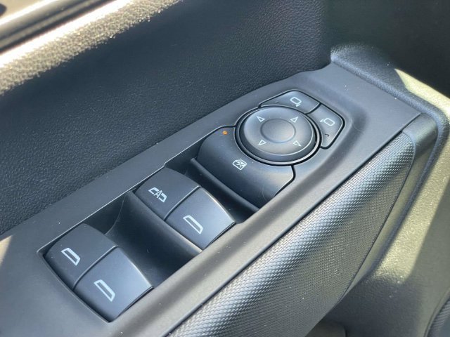 Used 2021 Chevrolet Silverado 1500 Custom Trail Boss AWD/4WD image 18