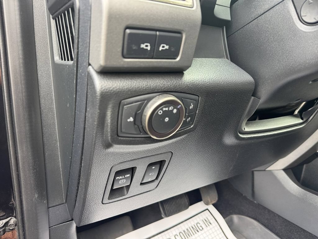 Certified 2019 Ford F150 Raptor w/ Equipment Group 802A Luxury AWD/4WD image 31