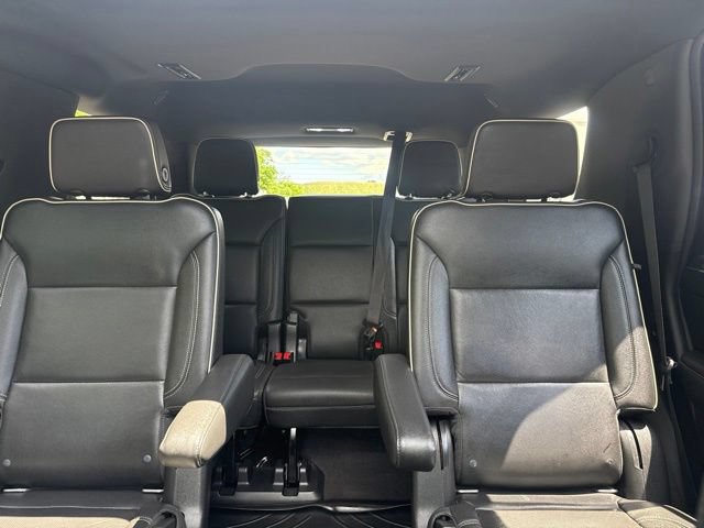 Used 2021 GMC Yukon SLT w/ SLT Premium Package AWD/4WD image 13