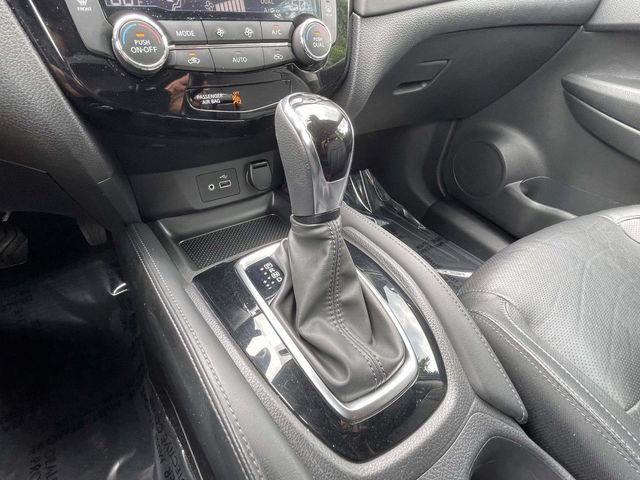 Used 2018 Nissan Rogue SL AWD/4WD image 22