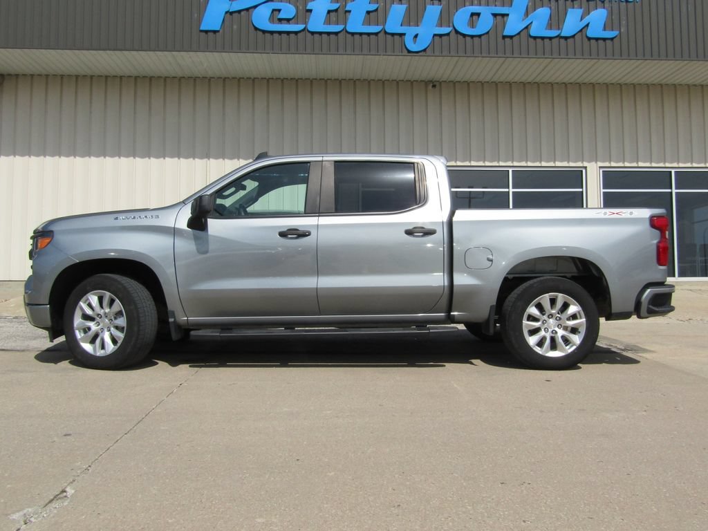 Used 2024 Chevrolet Silverado 1500 Custom AWD/4WD image 11
