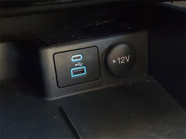 Certified 2022 Ford Escape SE w/ Cold Weather Package image 22