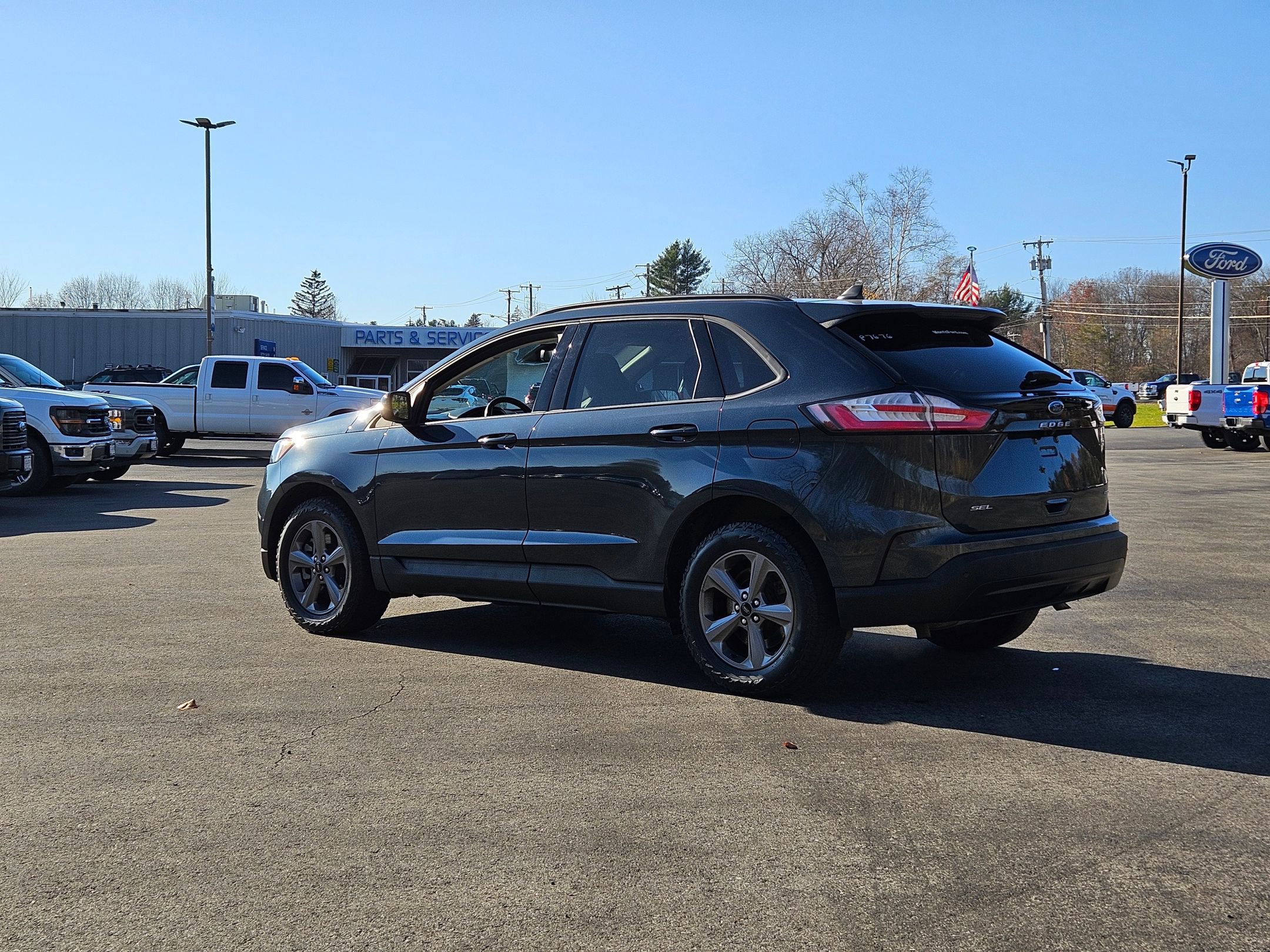 Certified 2023 Ford Edge SEL w/ Sport Appearance Package image 2