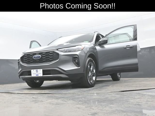 Certified 2025 Ford Escape ST-Line Select AWD/4WD image 30