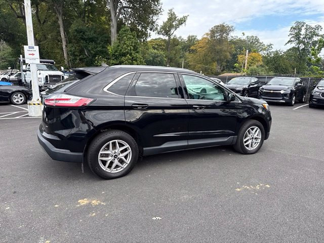 Certified 2023 Ford Edge SEL w/ Convenience Package AWD/4WD image 9