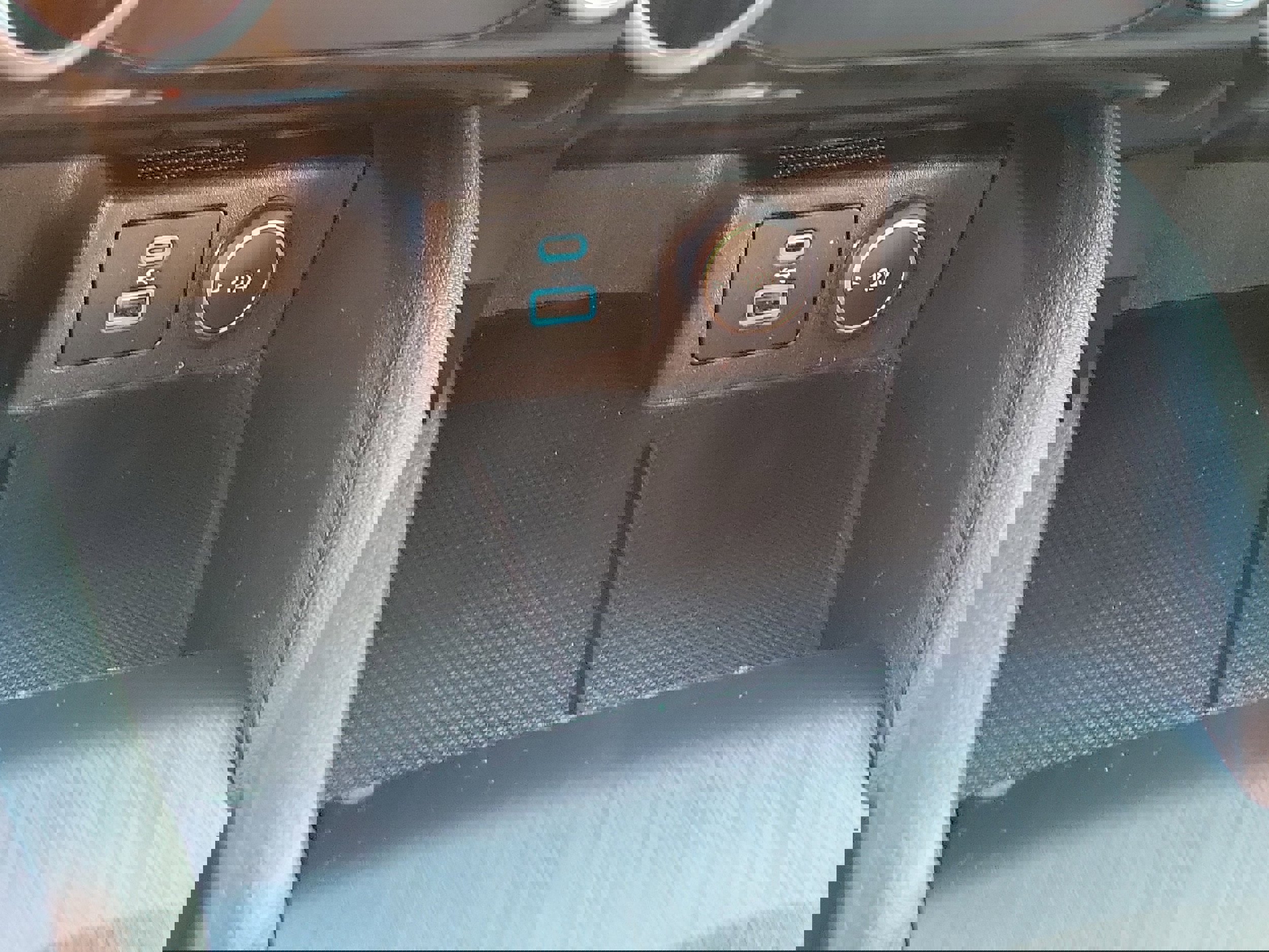 Certified 2021 Ford Escape SE image 29