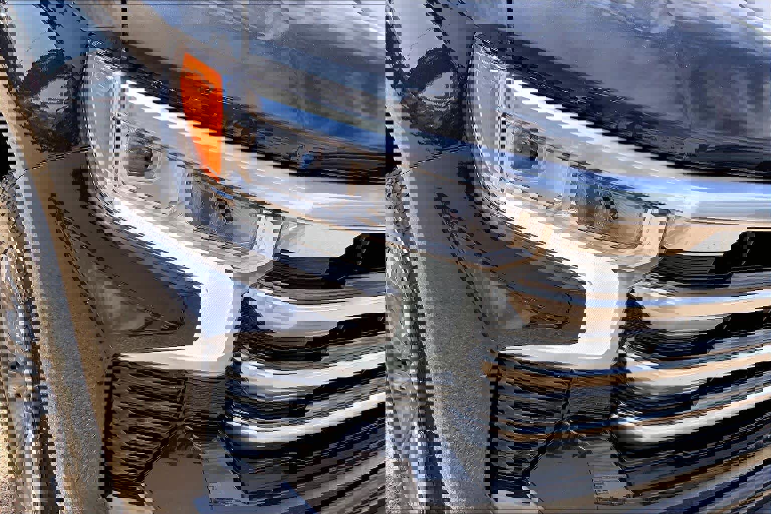 Used 2024 Chevrolet Silverado 1500 High Country w/ Technology Package AWD/4WD image 28