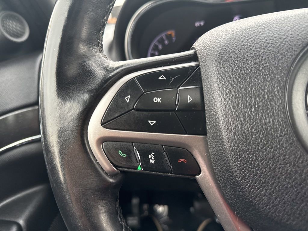 Used 2018 Jeep Grand Cherokee Limited image 21