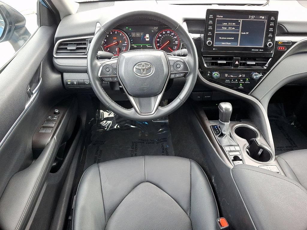 Used 2024 Toyota Camry XSE FWD image 11