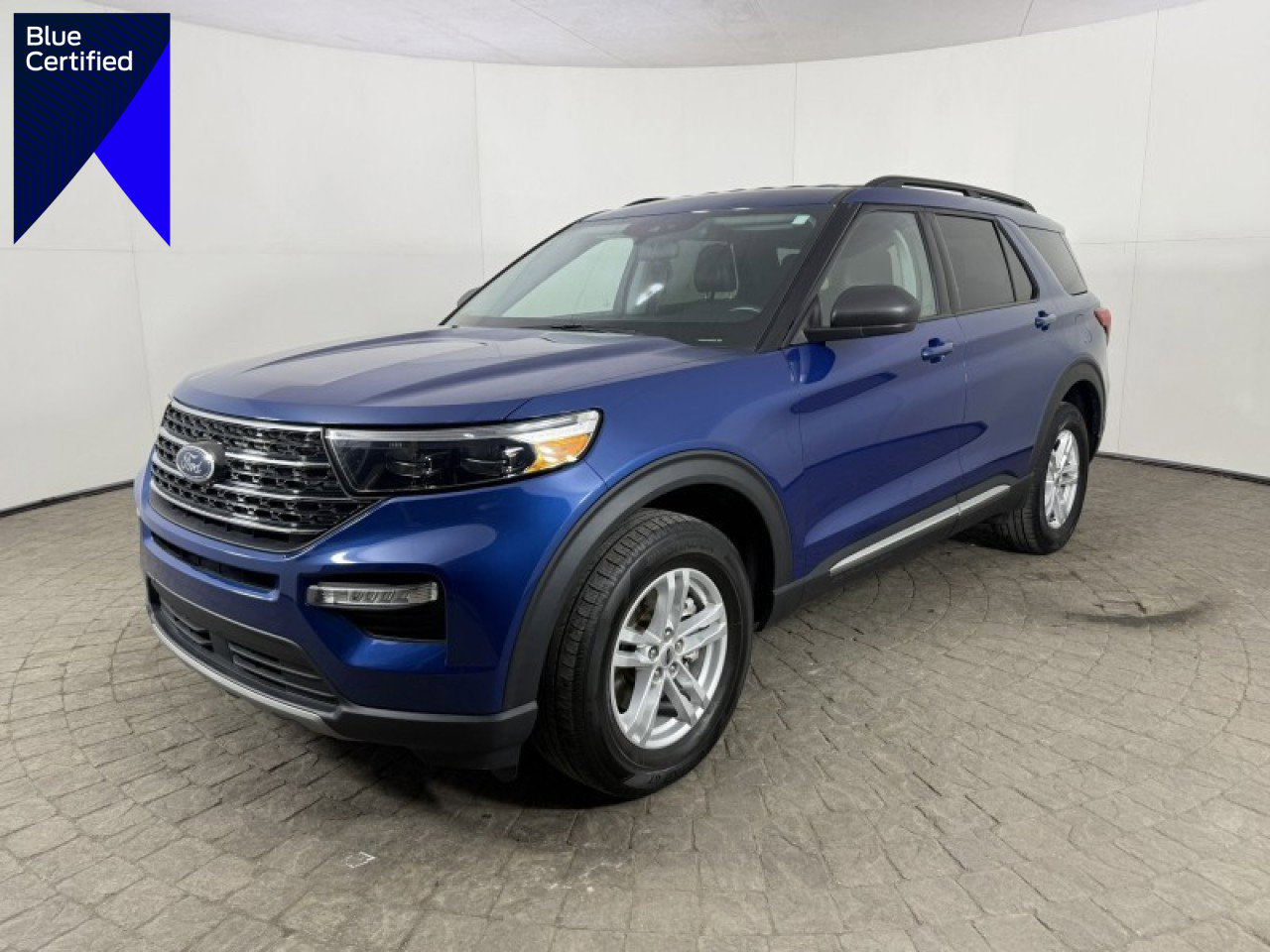 Certified 2022 Ford Explorer XLT w/ Equipment Group 202A