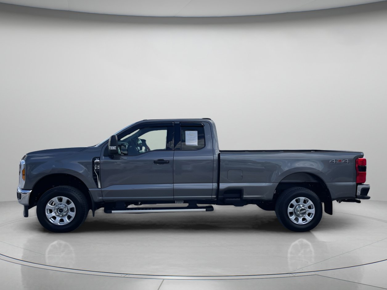 Certified 2024 Ford F350 XLT w/ 360-Degree Camera Package AWD/4WD image 5