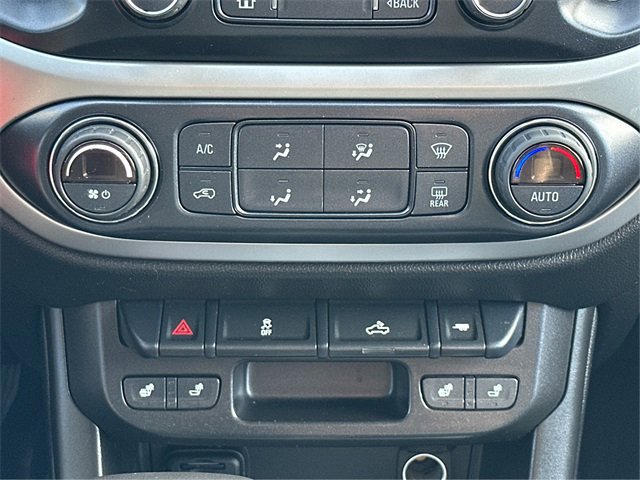 Used 2020 Chevrolet Colorado LT w/ Luxury Package image 24