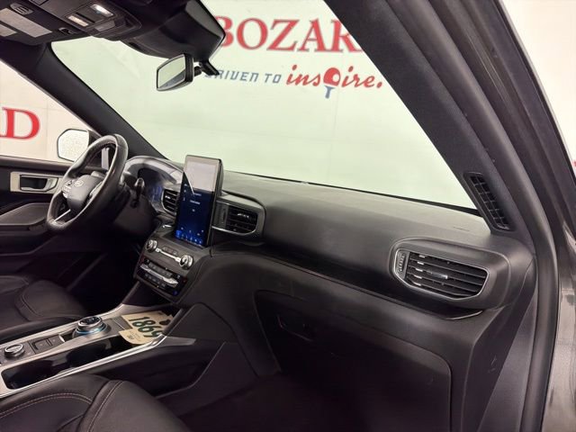 Certified 2020 Ford Explorer ST w/ Premium Technology Package AWD/4WD image 17