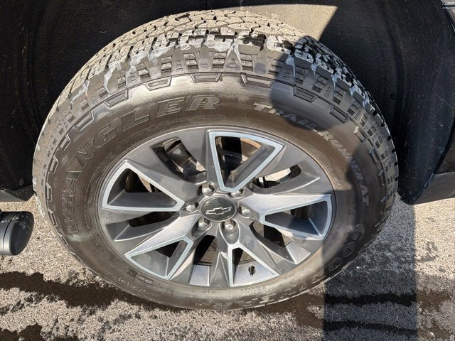 Used 2022 Chevrolet Tahoe Z71 image 12