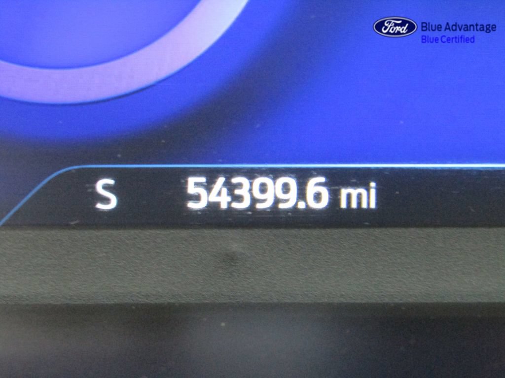 Certified 2020 Ford Escape Titanium AWD/4WD image 19