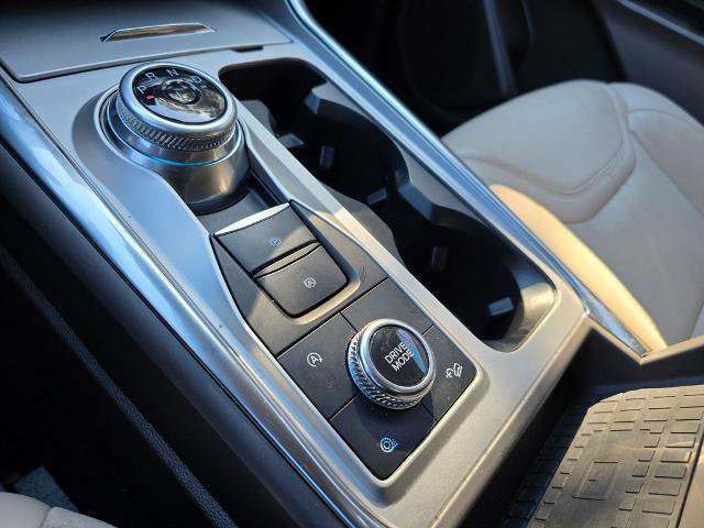 Certified 2022 Ford Explorer Platinum w/ Equipment Group 601A image 36