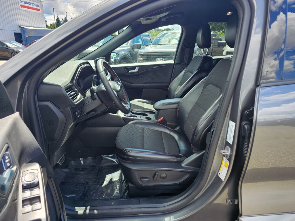 Certified 2024 Ford Escape ST-Line w/ Tech Pack #1 AWD/4WD image 12