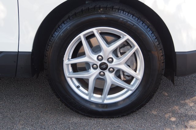 Certified 2024 Ford Edge SEL AWD/4WD image 9