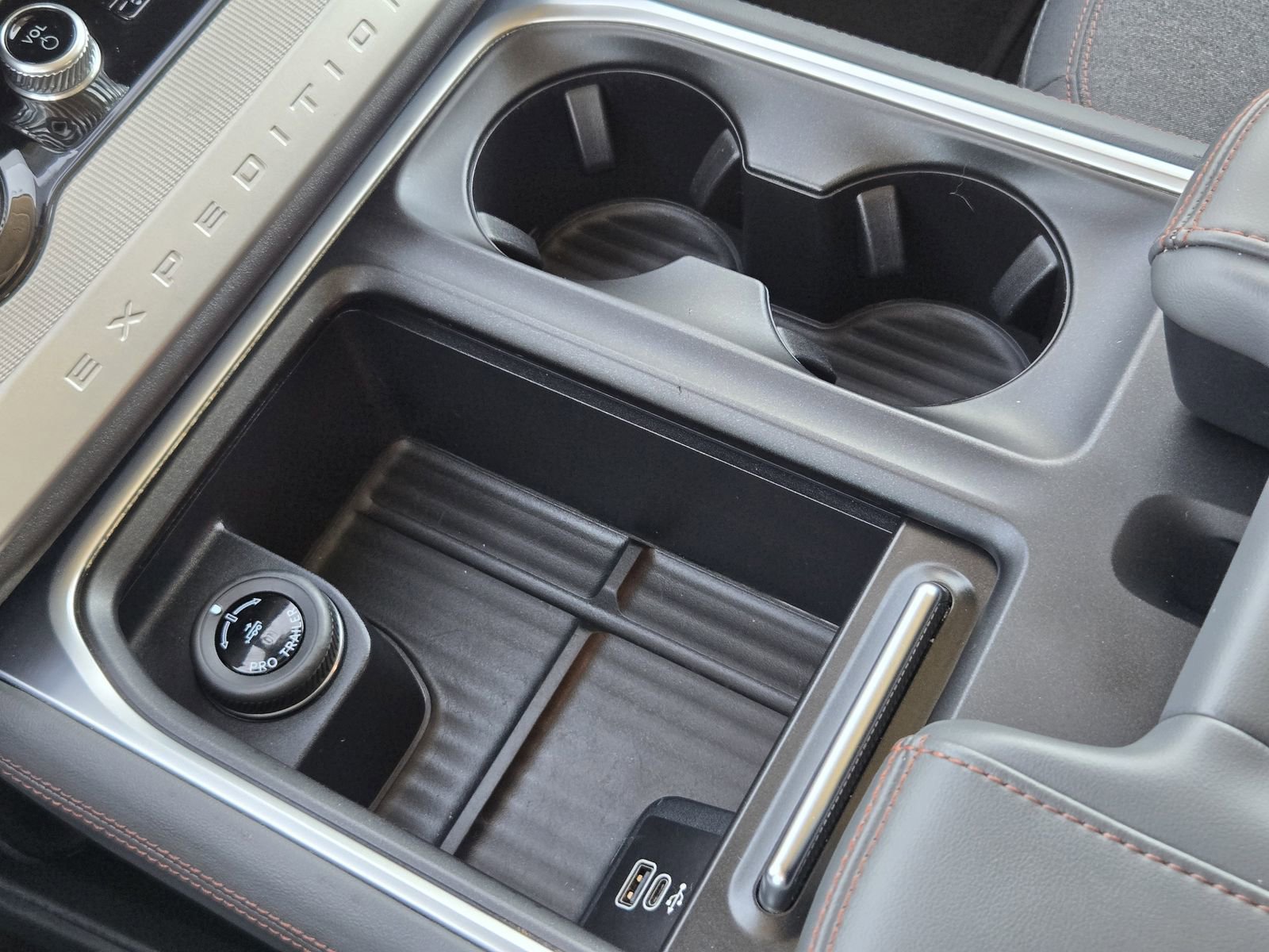 Certified 2025 Ford Expedition Max Active image 21