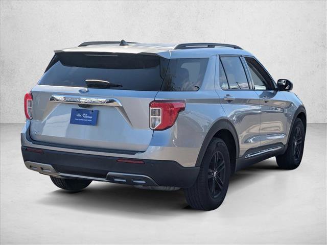 Certified 2023 Ford Explorer XLT w/ Equipment Group 202A RWD image 5