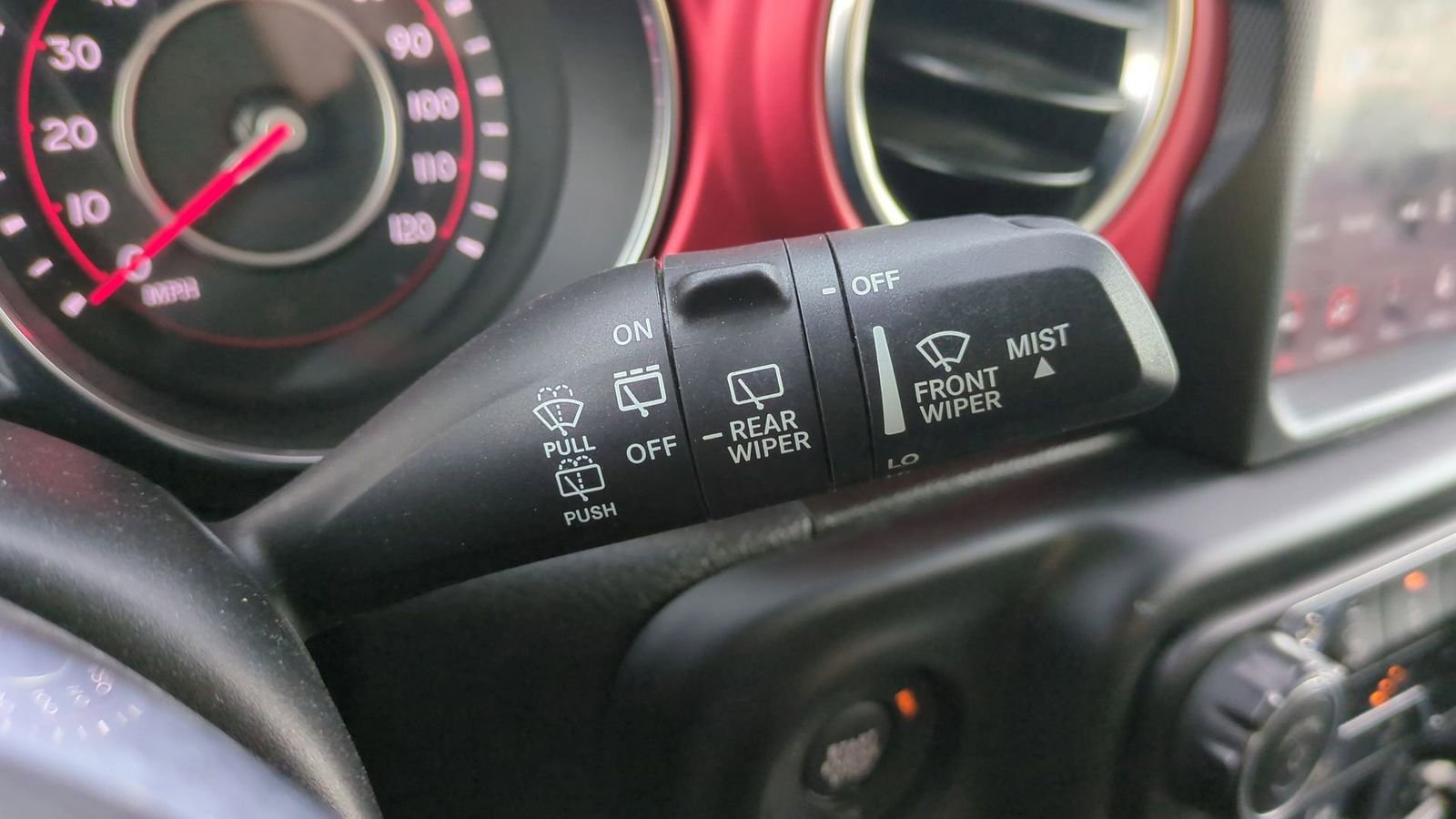 Used 2020 Jeep Wrangler Unlimited Rubicon w/ Dual Top Group image 29