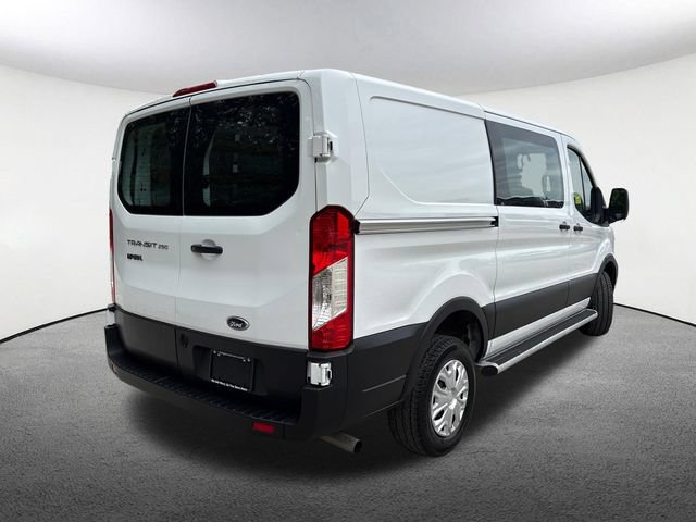Certified 2025 Ford Transit 250 Low Roof w/ Exterior Upgrade Package RWD image 15
