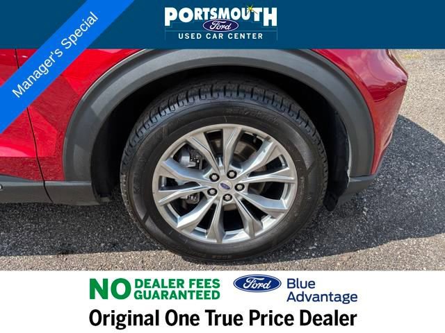 Certified 2022 Ford Explorer Limited w/ Equipment Group 301A image 32
