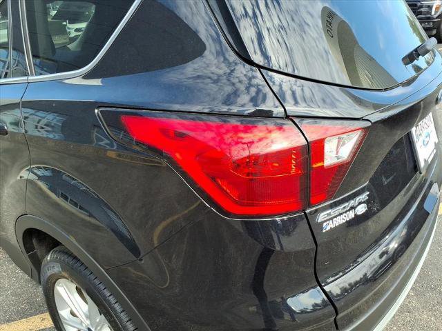 Certified 2019 Ford Escape SEL image 9