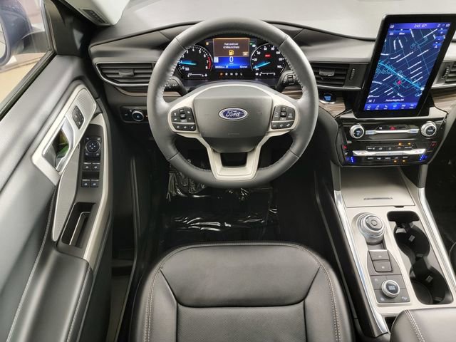 Certified 2023 Ford Explorer Limited w/ Limited Technology Package AWD/4WD image 25