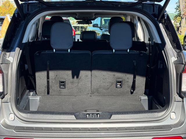 Certified 2025 Ford Explorer Active w/ Active Comfort Package AWD/4WD image 16