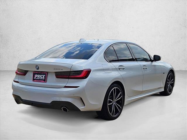 Used 2022 BMW 330e w/ M Sport Package RWD image 5
