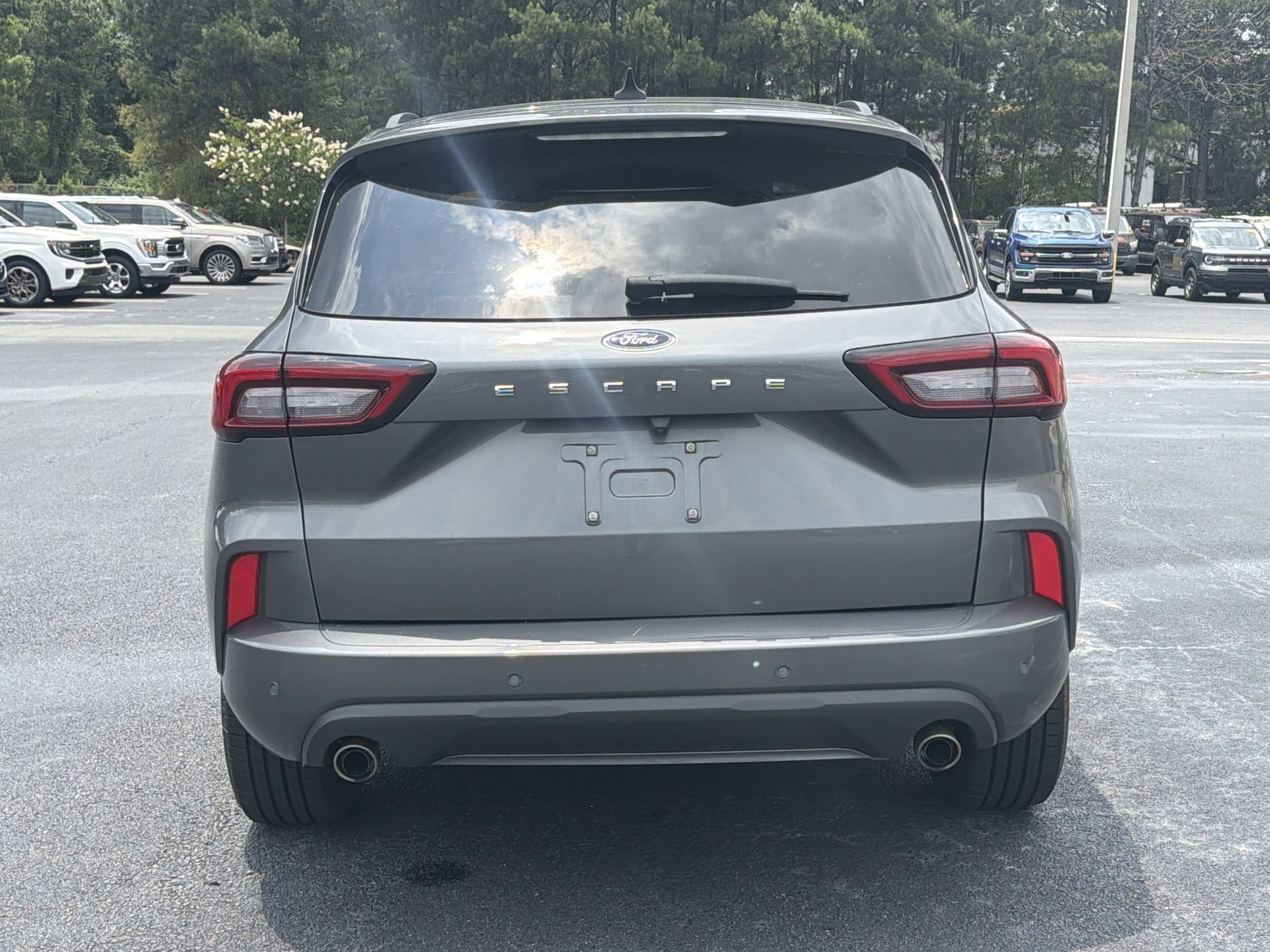 Certified 2023 Ford Escape ST-Line w/ Tech Pack #1 FWD image 4